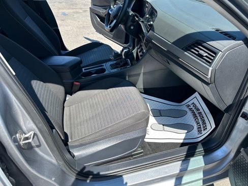 Used 2024 Volkswagen Jetta S image 17