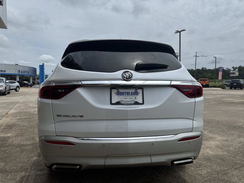 Used 2022 Buick Enclave Premium w/ Surround and Sites Package image 6