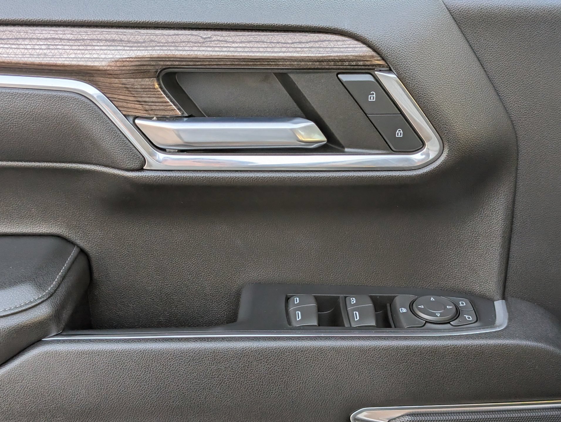 Certified 2023 Chevrolet Silverado 1500 RST RWD image 18