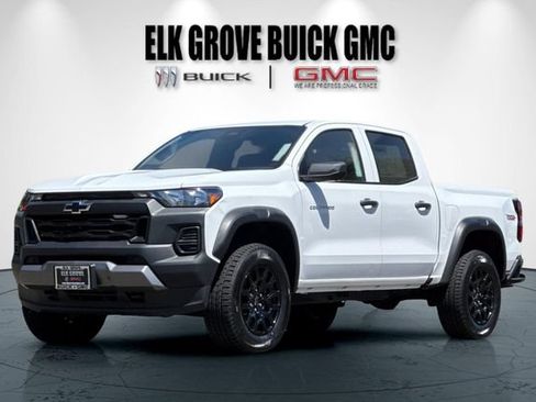 Used 2025 Chevrolet Colorado Trail Boss AWD/4WD image 8