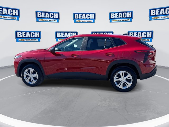 Used 2026 Chevrolet Trax LS FWD image 5