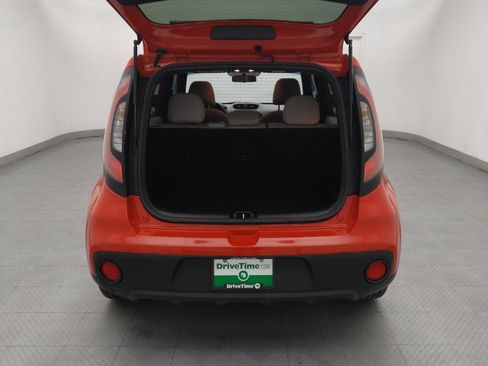 Used 2019 Kia Soul FWD image 29
