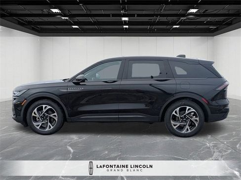 Certified 2024 Lincoln Nautilus Premier w/ Equipment Group 102A image 2