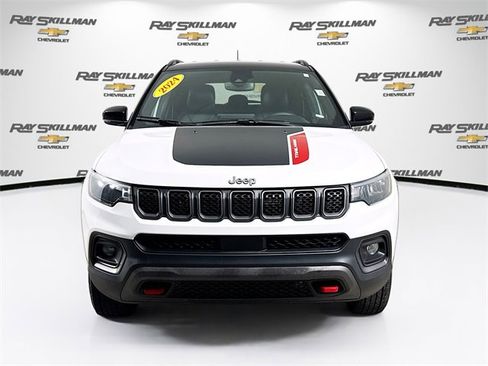 Used 2024 Jeep Compass Trailhawk image 2