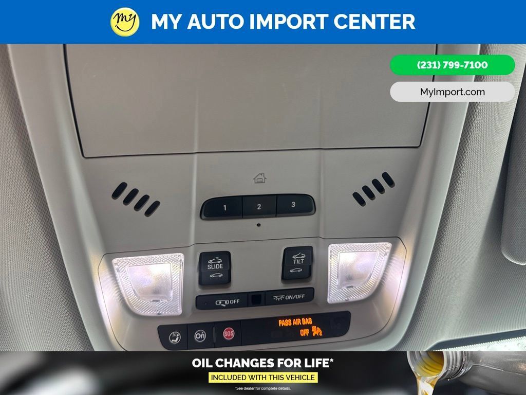 Used 2021 Buick Enclave Premium w/ Sun and Sites Package AWD/4WD image 22