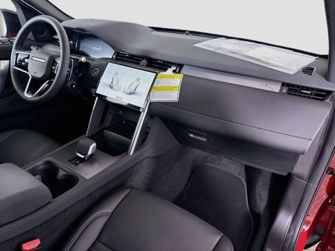 New 2026 Land Rover Discovery Sport Landmark AWD/4WD image 35