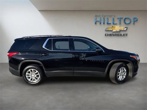 Used 2020 Chevrolet Traverse LT image 4