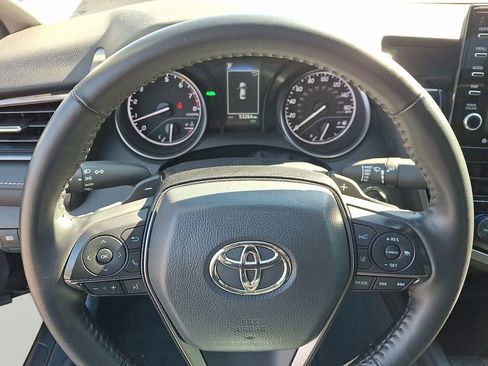 Used 2024 Toyota Camry SE w/ Cold Weather Package FWD image 19