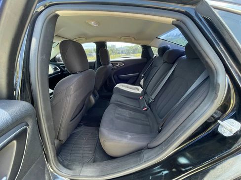 Used 2015 Chrysler 200 Limited FWD image 26