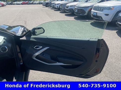Used 2022 Chevrolet Camaro SS RWD image 13