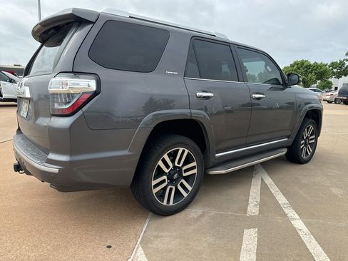 Used 2014 Toyota 4Runner Limited image 3