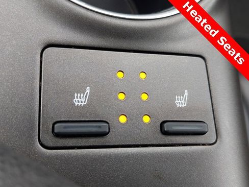 Used 2023 Toyota Camry XLE image 14