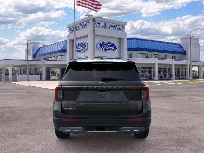 New 2026 Ford Explorer Active w/ Active Comfort Package RWD image 5