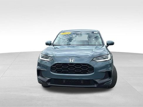 Certified 2025 Honda HR-V LX image 2