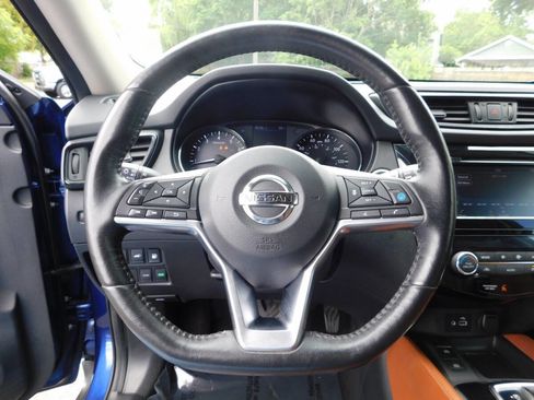 Used 2018 Nissan Rogue SL w/ Premium Package FWD image 10
