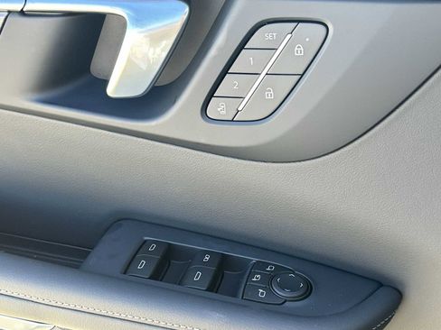 New 2026 Buick Enclave Preferred w/ Power Package image 22