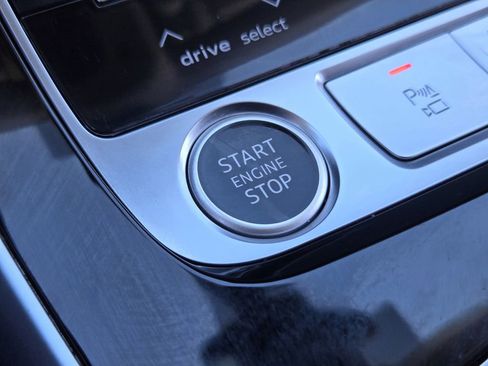 Used 2023 Audi Q7 3.0T Prestige image 27