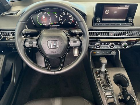 Certified 2025 Honda Civic Sport image 13