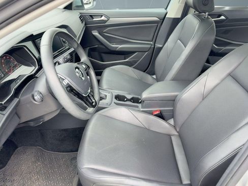 Used 2020 Volkswagen Jetta SE image 5