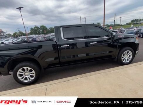 Certified 2022 Chevrolet Silverado 1500 LTZ w/ LTZ Premium Package AWD/4WD image 11