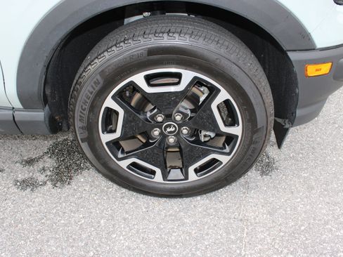 Used 2024 Ford Bronco Sport Outer Banks w/ Tech Package image 10