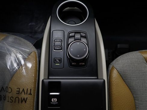 Used 2015 BMW i3 w/ Range Extender image 12