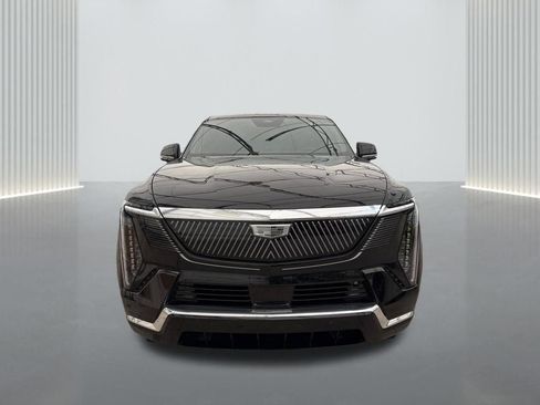 New 2025 Cadillac Escalade IQ Luxury 2 w/ LPO, Radiant Package image 2