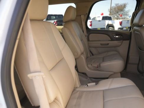 Used 2012 Chevrolet Tahoe LT image 19