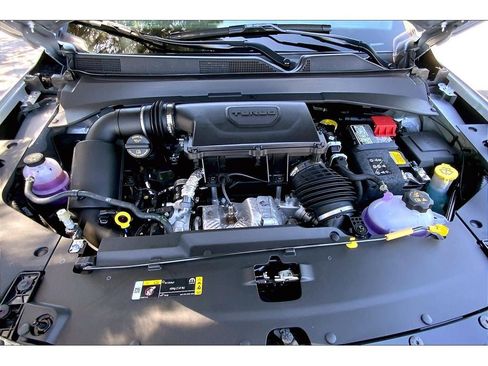 New 2025 Jeep Compass Latitude w/ Altitude Special Edition image 12