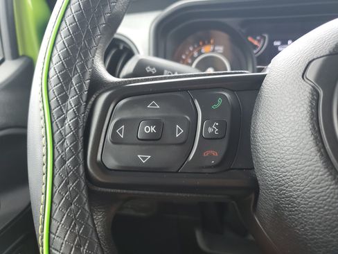 Used 2025 Jeep Wrangler Sport AWD/4WD image 16