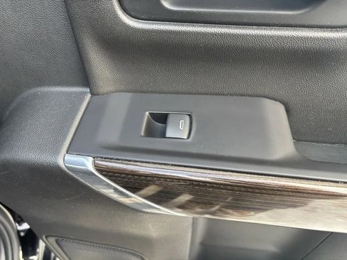 Used 2019 Chevrolet Silverado 1500 LT Trail Boss image 29