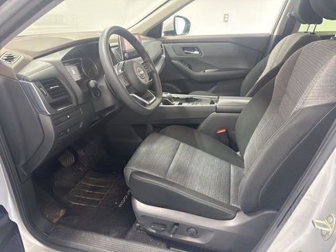 Used 2023 Nissan Rogue SV FWD image 12