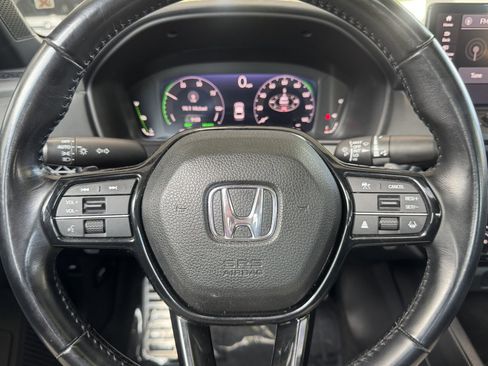 Used 2024 Honda Accord Sport image 11