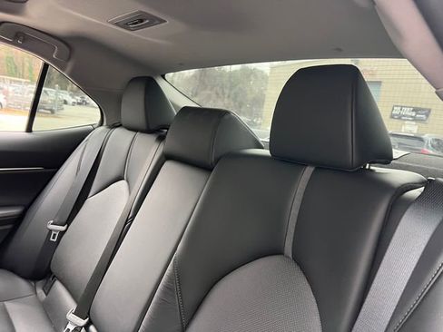 Used 2024 Toyota Camry XLE image 21