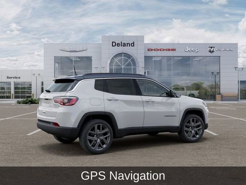 New 2026 Jeep Compass Limited w/ Sun, Sound & Navigation Group AWD/4WD image 5