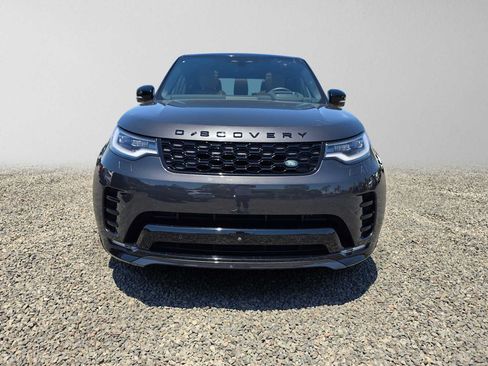Used 2025 Land Rover Discovery Dynamic SE AWD/4WD image 8