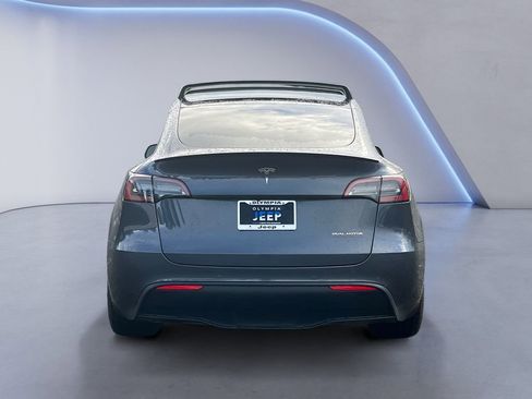 Used 2022 Tesla Model Y Performance image 4