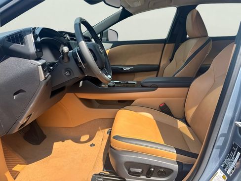 Used 2024 Lexus RZ 300e Premium w/ Accessory Package (Z1) FWD image 16