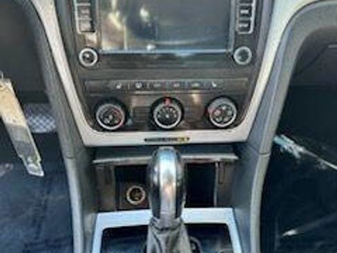 Used 2013 Volkswagen Passat 2.5 SE image 31