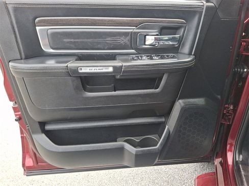 Used 2018 RAM 1500 Limited image 14
