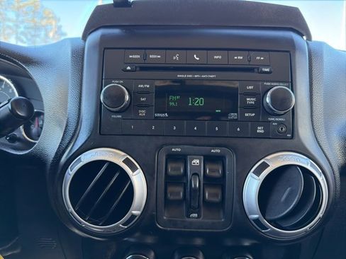 Used 2012 Jeep Wrangler Unlimited Sahara w/ Dual Top Group image 22