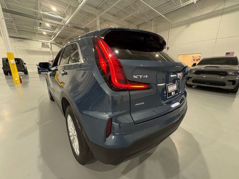 Used 2024 Cadillac XT4 Luxury w/ Cold Weather Package AWD/4WD image 55