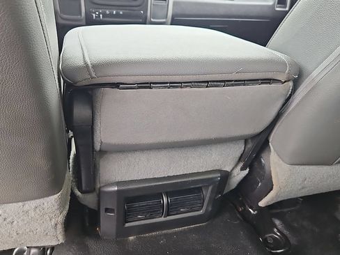 Used 2018 RAM 2500 Tradesman w/ Chrome Appearance Group AWD/4WD image 20
