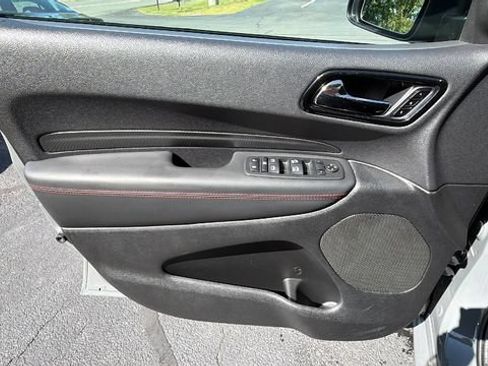 Used 2024 Dodge Durango GT AWD/4WD image 15