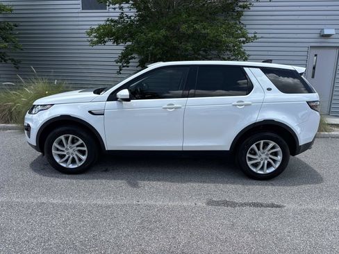 Used 2019 Land Rover Discovery Sport HSE AWD/4WD image 2