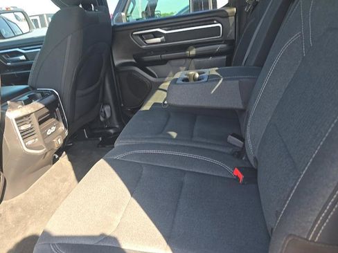 Used 2019 RAM 1500 Big Horn AWD/4WD image 8