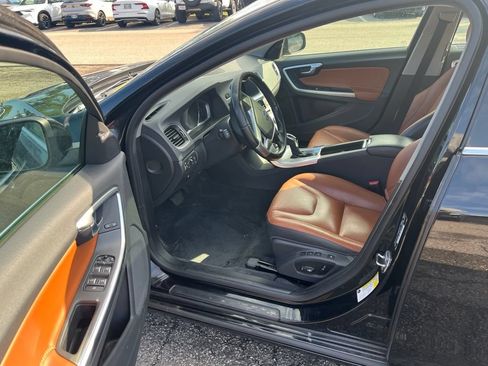 Used 2017 Volvo S60 T5 Inscription AWD/4WD image 7