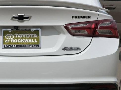 Used 2019 Chevrolet Malibu Premier FWD image 6