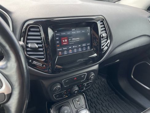 Used 2021 Jeep Compass Latitude AWD/4WD image 20