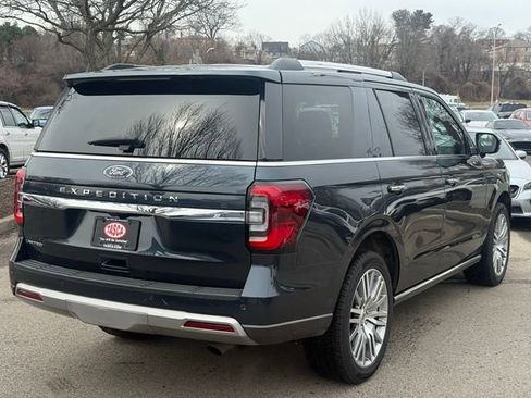 Used 2023 Ford Expedition Limited image 8